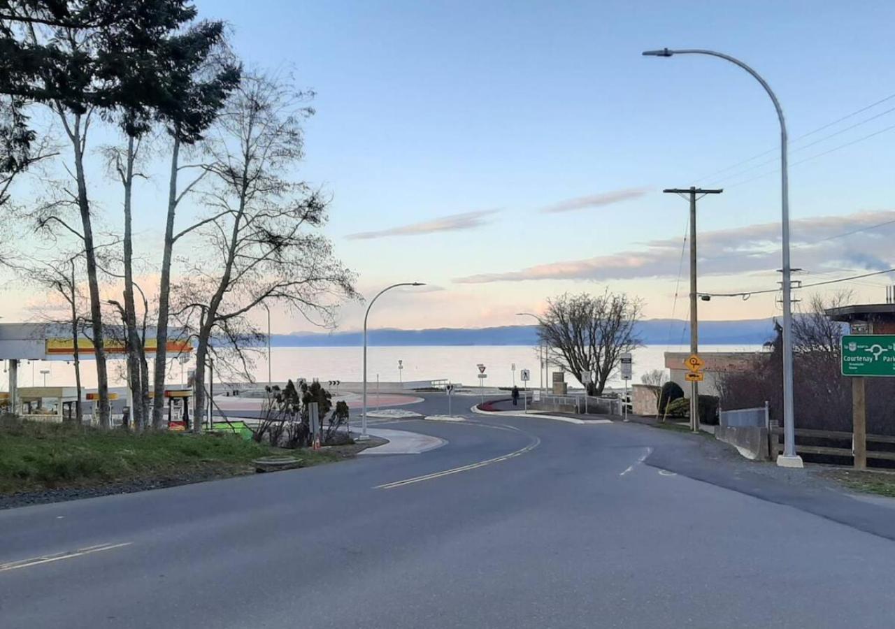 Oceanside Manor - Fancy Room - Golf Course & Beach View Qualicum Beach Exterior foto