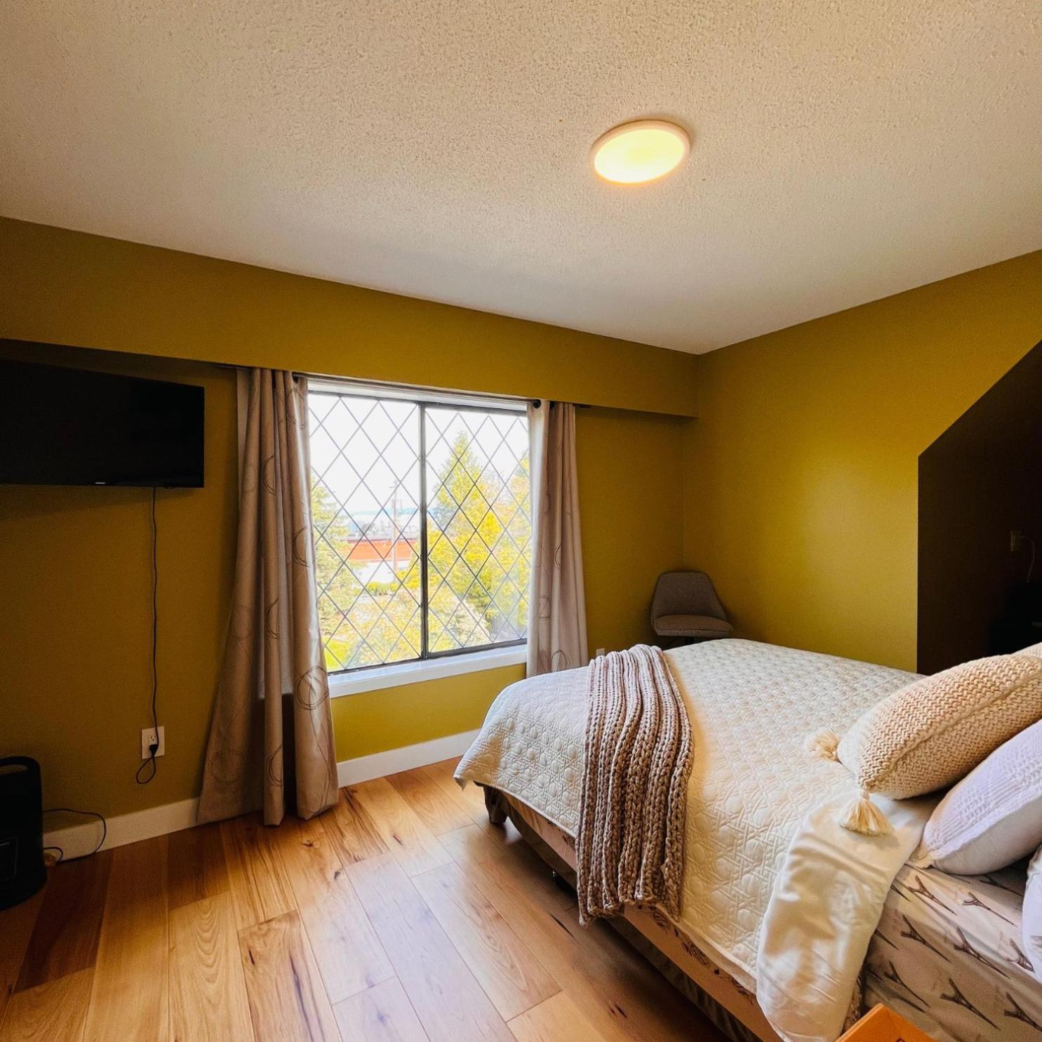 Oceanside Manor - Fancy Room - Golf Course & Beach View Qualicum Beach Exterior foto