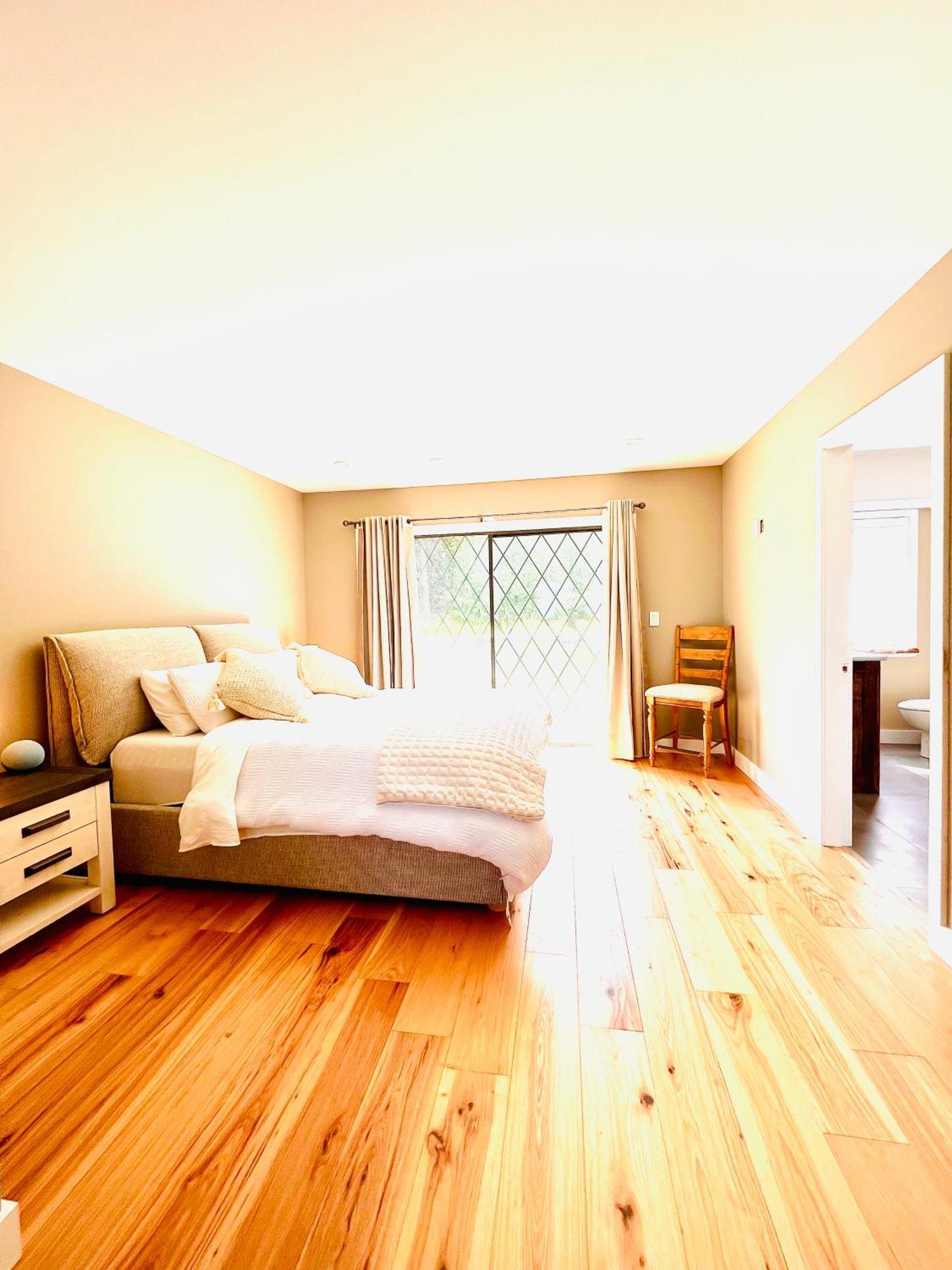 Oceanside Manor - Fancy Room - Golf Course & Beach View Qualicum Beach Exterior foto